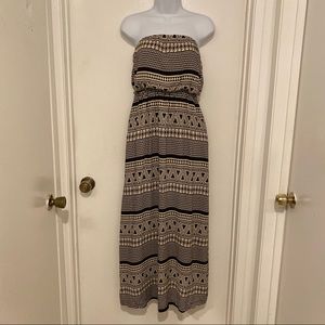 Honey Punch Tribal Print Sleeveless Maxi Dress